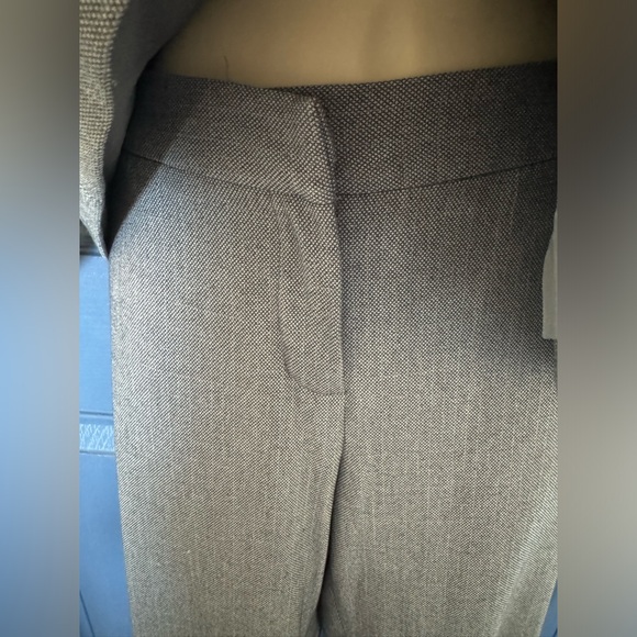 Amanda + Chelsea Blue Gray Feminine Suit Blazer & Pants Sz 12 & 14 Near New! - Picture 7 of 9